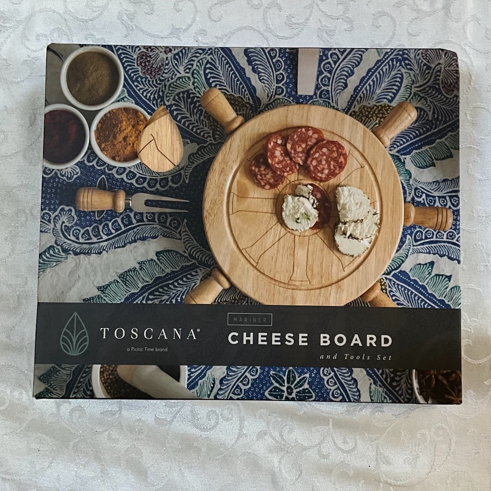 Mariner Cheese Board And Tool Set. Brand new.